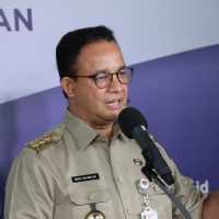 Anies Terbitkan Kepgub, Pengunjung Warteg Hingga Mal Wajib Divaksin