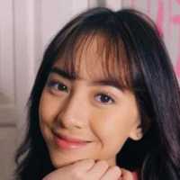 Video Ciuman Hot Adhisty Zara dan Okin Viral di Media Sosial