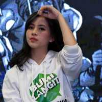 Video Ciuman dan Tidur Bareng Viral, Zara: Mati Aja Apa Gua?