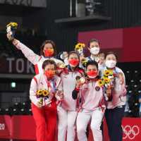 Galeri Emas Olimpiade Greysia Polii/Apriyani Rahayu