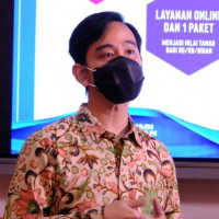 Usai Bertemu Prabowo Ditemani Relawan Jokowi, Gibran Dipanggil PDIP