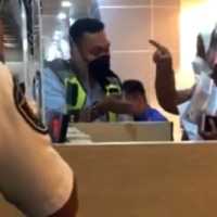 Dilarang Terbang Gegara Tak Bawa Tes PCR, Wanita Histeris di Bandara