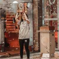Jesselyn, 'Anak' Lord Adi, Gondol Piala MasterChef Indonesia