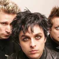Kisah Pilu Dibalik Lagu Wake Me Up When September Ends Milik Green Day
