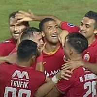 Hasil dan Klasemen Liga 1: PSM vs Arema 1-1, PSS vs Persija 1-1