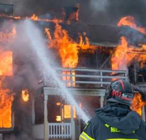 Kebakaran di Kemayoran Jakpus: 543 Rumah Terbakar dan 1.797 Jiwa Mengungsi