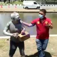 Heboh, Satpol PP Tangkap Pensiunan Polisi yang Jadi Manusia Silver