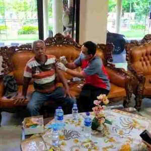 Kisah Agus Pensiunan Polisi: Dinas di TimTim Kini Jadi Manusia Silver