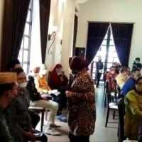 Mensos Risma Ancam Tembak Pejabat Kemensos Gorontalo, Peserta: Dor!