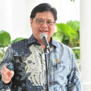 Airlangga Pastikan Transaksi QRIS Tak Dikenai PPN 12 Persen