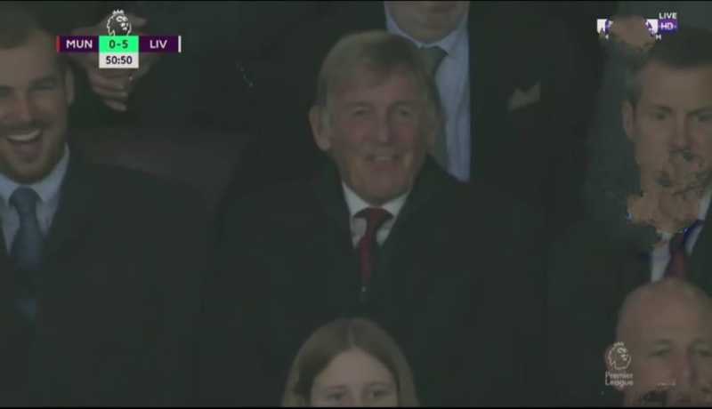 Reaksi Kenny Dalglish Tertawa Terbahak saat melihat Liverpool membantai Manchester United 5-0