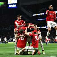 Hasil Liga Inggris: Man United Bantai Spurs, Man City Keok, Liverpool Imbang