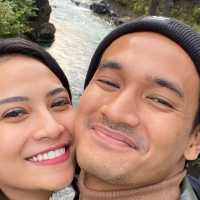 Vanessa Angel dan Suami Dimakamkan 1 Liang Lahad di TPU Taman Malaka