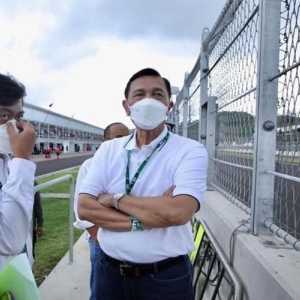 Ramai Aksi Indonesia Gelap, Luhut: yang Gelap Kau...