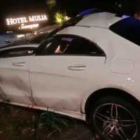 Pengemudi Mercedes Benz Tewas Usai Tabrak Tiang LRT di Kawasan Senayan