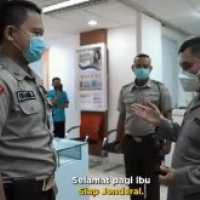 VIDEO: Momen Jenderal Polisi Minta Diajarin Satpam Bank Cara Melayani Masyarakat