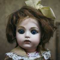 Heboh Fenomena Artis Adopsi Boneka Arwah, Ini Kata MUI