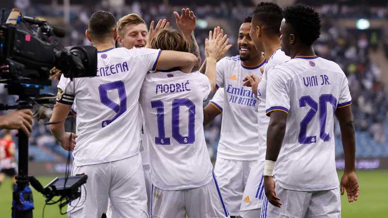 Real Madrid vs Athletic Bilbao 2-0, kemenangan ini membuat Madrid menjadi juara Piala Super Spanyol