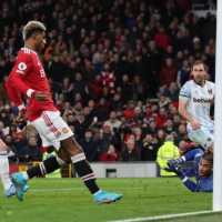 Hasil Liga Inggris: Man United Menang Kontroversial dan Tembus 4 Besar, City Tertahan