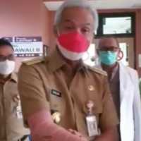 Kondisi Ganjar Pranowo Usai Kecelakaan Saat Gowes: Kerja dengan Tangan Diperban