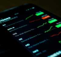 Indra Kenz Iklankan Binomo Legal tapi Polisi Bilang Judi, Ini Daftar Kerugian Korban