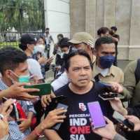 Ternyata Ade Armando Datangi Demo 11 April di DPR Untuk Buat Konten YouTube