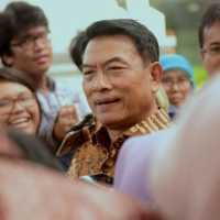 Viral Anggota Satpol PP Garut Dukung Gibran, Moeldoko Beri Pembelaan