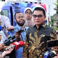 Staf Istana di Grup WA Sebar Info Ade Armando di Demo 11 April, Ini Respons Moeldoko