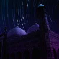 Ini Keistimewaan dan Tanda-tanda Datangnya Malam Lailatul Qadar