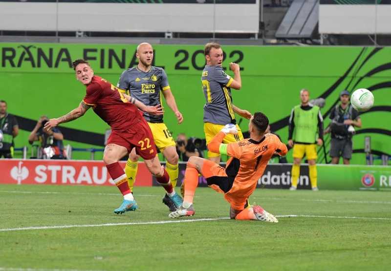     AS Roma mengalahkan Feyenoord 1-0 melalui gol tunggal Nicolo Zaniolo