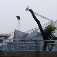 Atap Tribun Formula E Roboh, Begini Reaksi Anies Baswedan