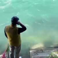 Ridwan Kamil Terjun ke Sungai Hingga Azan di Tepi Sungai Aare untuk Eril