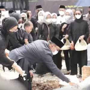 Mata Air Misterius Muncul di Dekat Makam Eril, Ridwan Kamil: Masya Allah