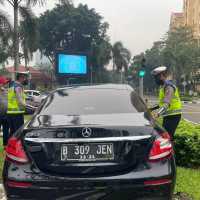 Pengemudi Mercy Meninggal Usai Tabrak Driver Ojol di SCBD