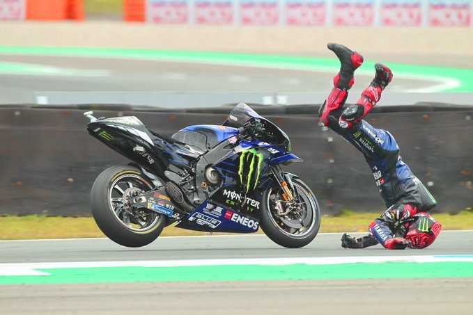     Fabio Quartararo terjatuh di MotoGP Belanda 2022