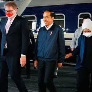 Potret Jokowi-Iriana Kunjungi Ukraina: Usung Misi Perdamaian