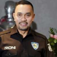 Ahmad Sahroni Pertanyakan Kenapa Ferdy Sambo Belum Ditampilkan di Publik