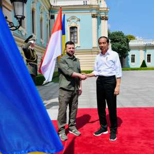 Momen Pertemuan Presiden Jokowi dan Presiden Zelenskyy Bahas Perdamaian Ukraina