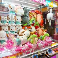 Sukses Kuras Boneka di Mesin Capit, Pria Ini Bocorkan Caranya