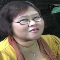 Pelawak Rini S Bon Bon Meninggal Dunia