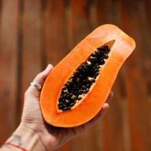 Sering Dibuang, Ternyata Biji Pepaya Kaya Manfaatnya