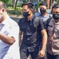 Bharada E: Tak Ada baku Tembak, Peluru Brigadir J Sengaja Ditembak ke Dinding