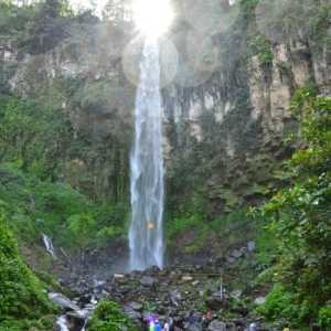 5 Rekomendasi Wisata Air Terjun di Jawa Tengah