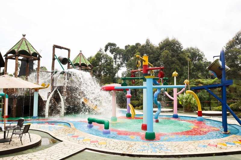 Wisata seru ke Lembang Park & Zoo
