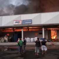 Gudang JNE Terbakar, Begini Nasib Paket Pelanggan