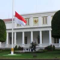 Peringatan Tragedi G30S PKI, Kibarkan Bendera Setengah Tiang