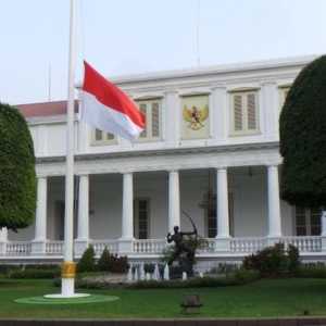 Peringatan Tragedi G30S PKI, Kibarkan Bendera Setengah Tiang