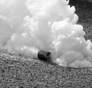 ICW Ungkap Dugaan Kelebihan Bayar Pembelian Gas Air Mata Polri Rp48 Miliar