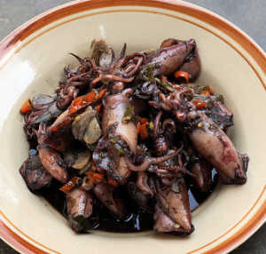 Resep Cumi Hitam, Gurih dan Tidak Alot