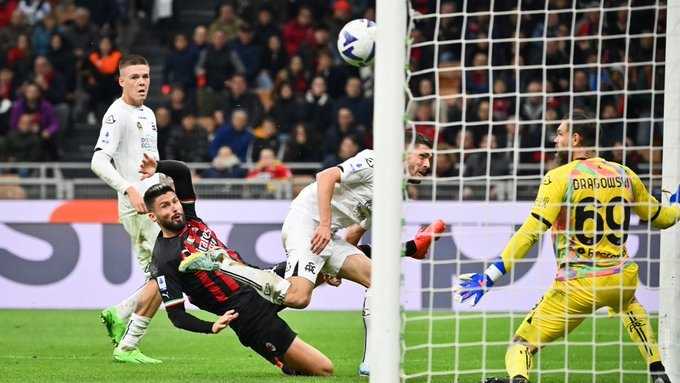     Liga Italia AC Milan vs Spezia 2-1Olivier Giroud mencetak gol kemenangan I Rossoneri